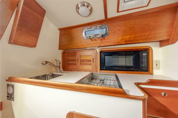 Luna 42ft Hinckley Yacht For Sale
