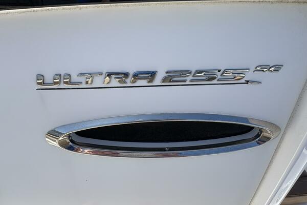 25ft Sea Hunt Yacht For Sale