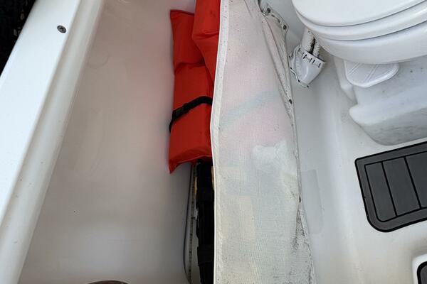 25ft Sea Hunt Yacht For Sale