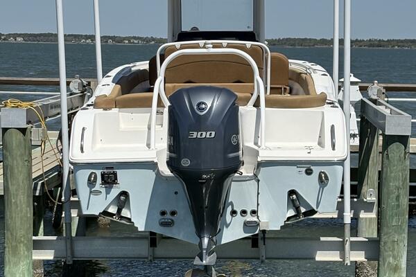 25ft Sea Hunt Yacht For Sale