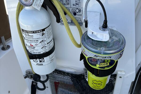 25ft Sea Hunt Yacht For Sale