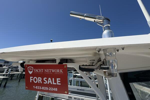 25ft Sea Hunt Yacht For Sale