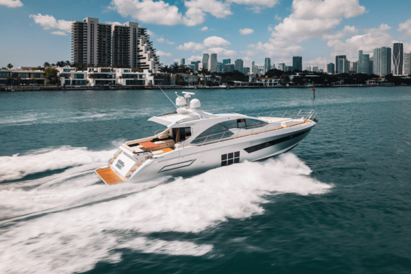 2017 Azimut 55