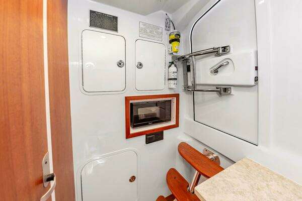 2024 Custom Carolina 38