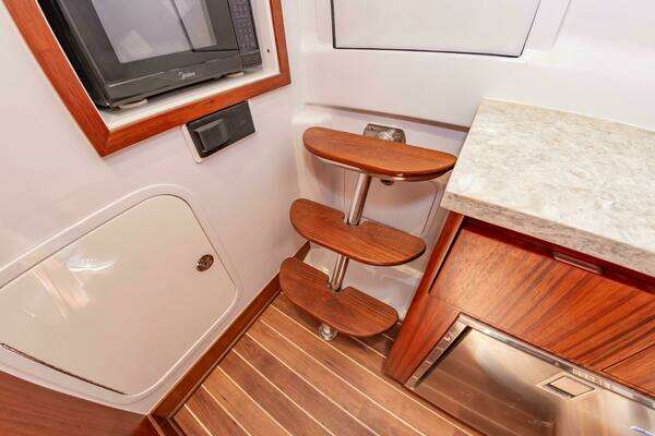 2024 Custom Carolina 38