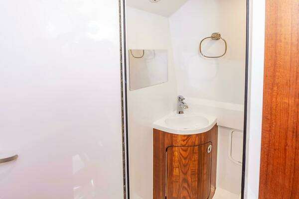 2024 Custom Carolina 38