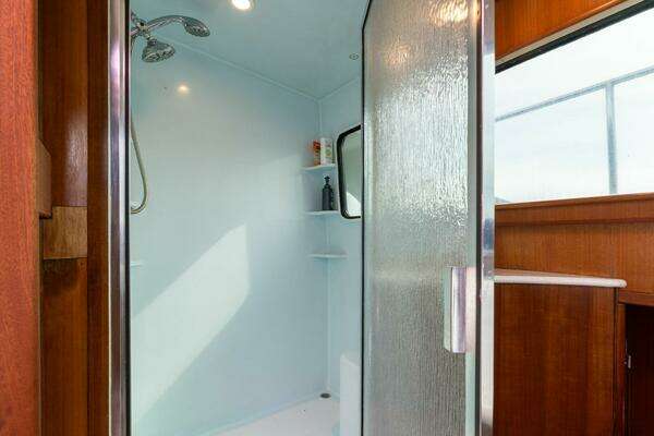 Pedigree Cat 525 Power Cat Yacht For Sale