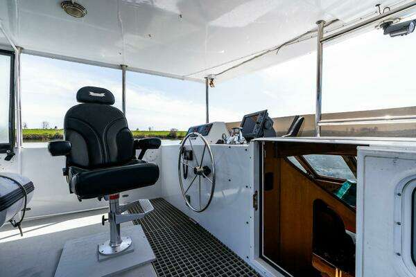 Pedigree Cat 525 Power Cat Yacht For Sale