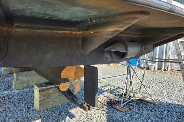 KNOT KAOS 37ft American Tug Yacht For Sale