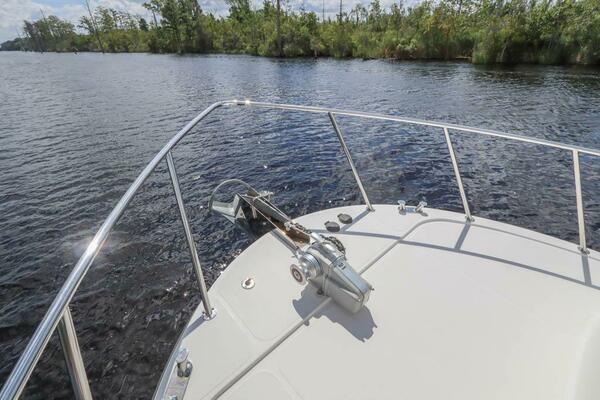 KNOT KAOS 37ft American Tug Yacht For Sale