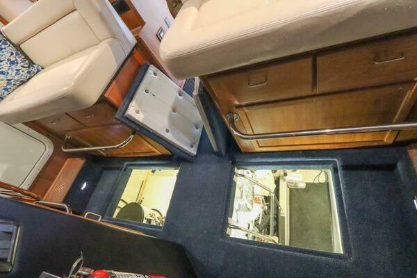 KNOT KAOS 37ft American Tug Yacht For Sale