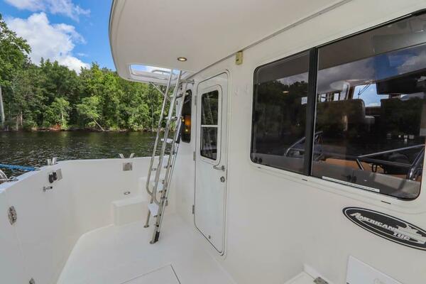 KNOT KAOS 37ft American Tug Yacht For Sale