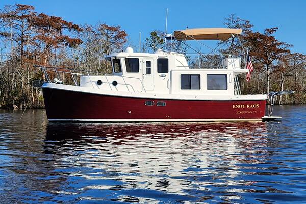 KNOT KAOS 37ft American Tug Yacht For Sale