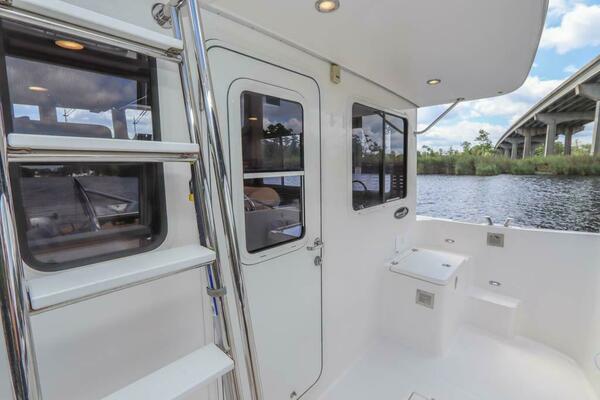 KNOT KAOS 37ft American Tug Yacht For Sale