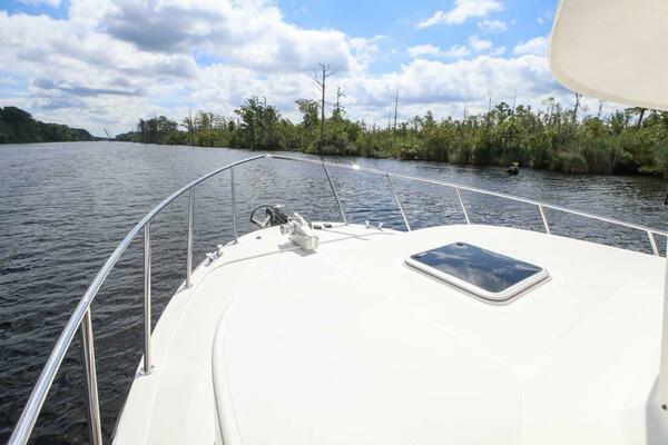 KNOT KAOS 37ft American Tug Yacht For Sale