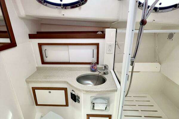 Back Cove 34 Yacht For Sale