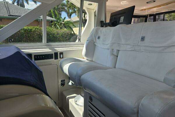 Sea Ray 480 Yacht For Sale