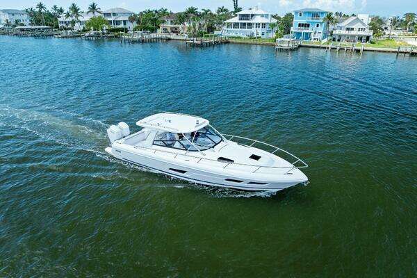 Intrepid 438 Evolution Yacht For Sale