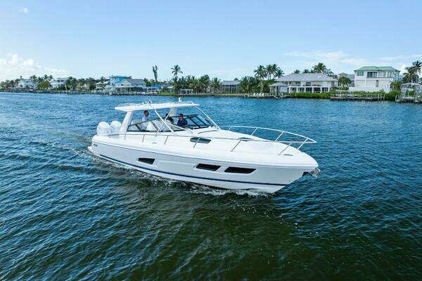 Intrepid 438 Evolution Yacht For Sale