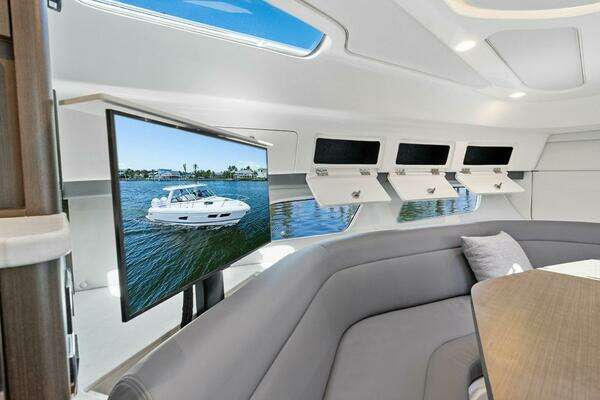 Intrepid 438 Evolution Yacht For Sale