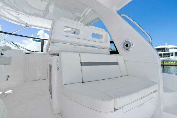 Intrepid 438 Evolution Yacht For Sale