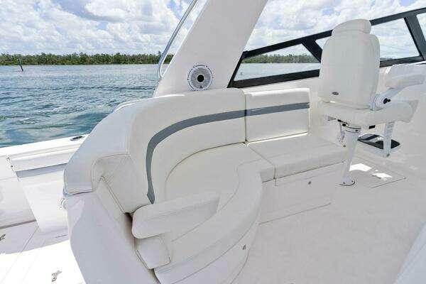 Intrepid 438 Evolution Yacht For Sale