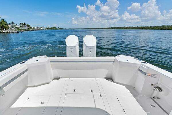 Intrepid 438 Evolution Yacht For Sale