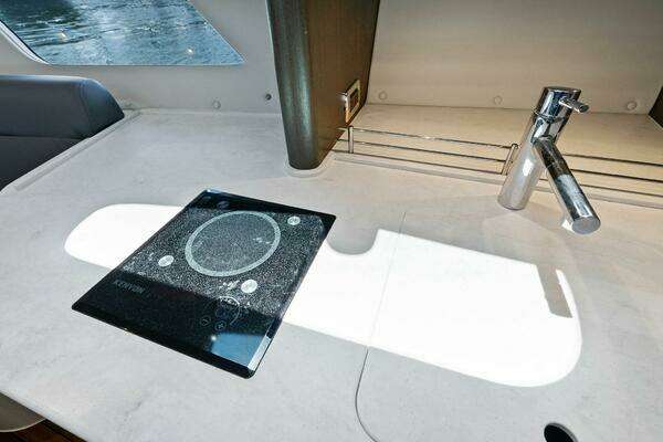 Intrepid 438 Evolution Yacht For Sale