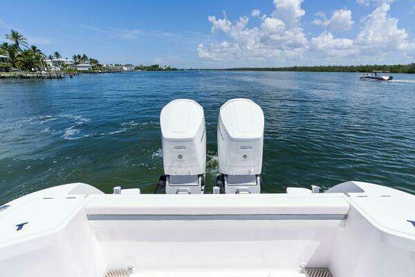 Intrepid 438 Evolution Yacht For Sale