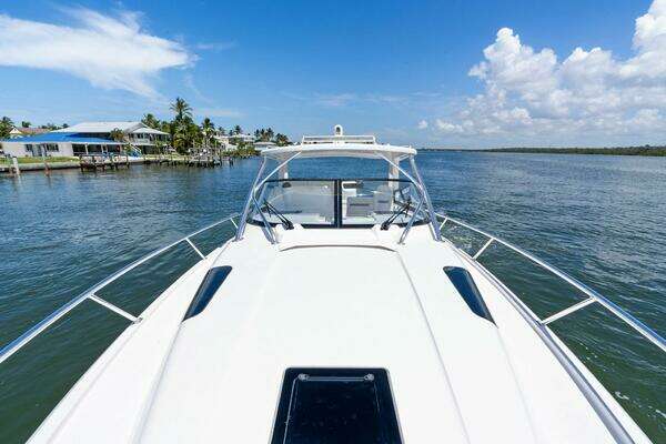 Intrepid 438 Evolution Yacht For Sale