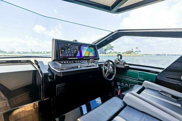 Wally Wallytender 43X Yacht For Sale
