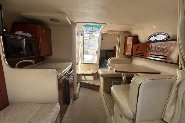 Loose Seal 28ft Sea Ray Yacht For Sale Loose Seal 28ft Sea Ray Yacht For Sale