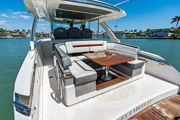 Tiara Sport LS Yacht For Sale