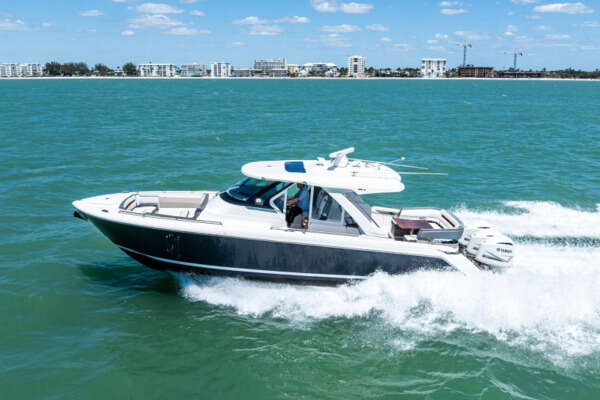 38' Tiara Yachts
