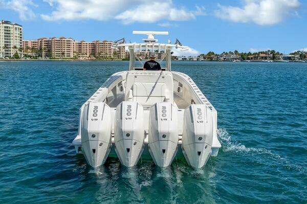 Photo of the 2019 SeaVee 390Z