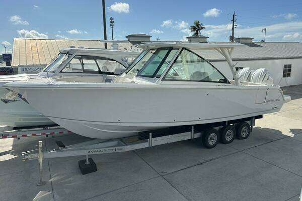 31-ft-Sailfish-2026-316 DC-Naples Florida United States yacht for sale