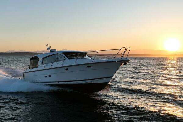 Nimbus 405 Coupe Yacht For Sale