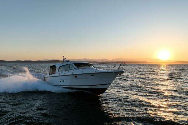 Nimbus 405 Coupe Yacht For Sale