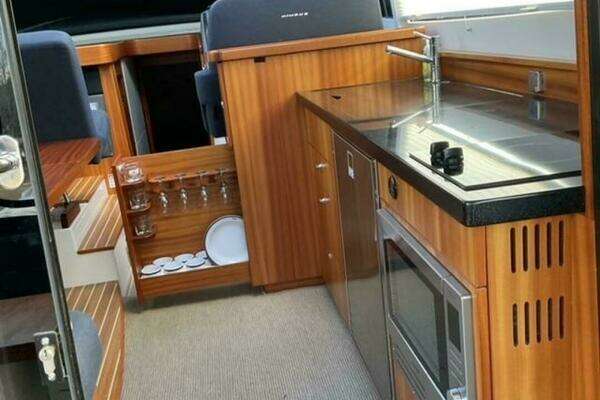Nimbus 405 Coupe Yacht For Sale