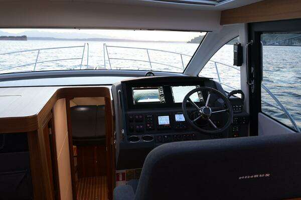 Nimbus 405 Coupe Yacht For Sale