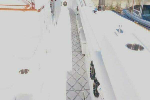 HCB Suenos Yacht For Sale