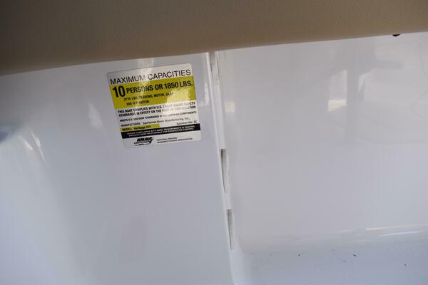 21ft Sportsman Yacht For Sale