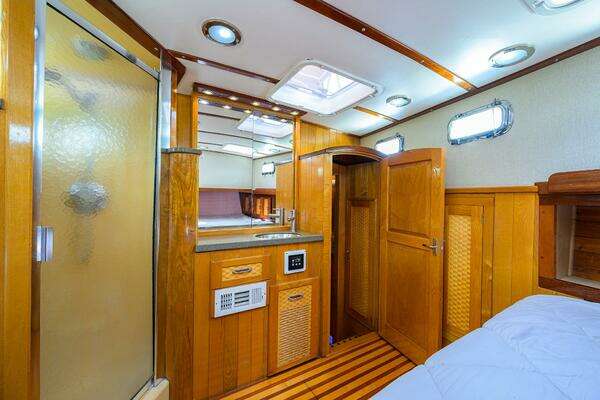 Custom 46 Dennis Schreibert Schooner Yacht For Sale