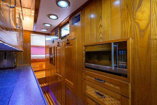 Custom 46 Dennis Schreibert Schooner Yacht For Sale