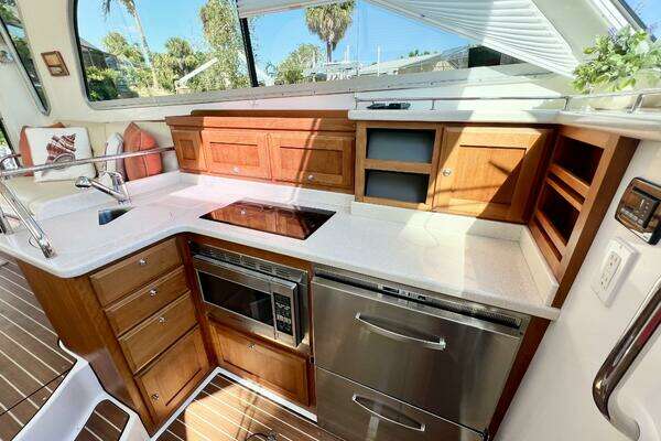 Back Cove 37 Yacht For Sale