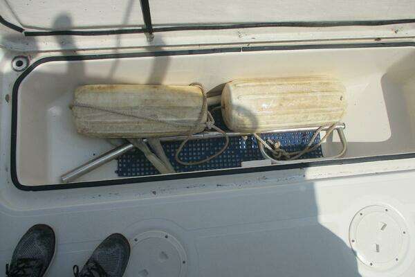 Photo of the 2006 Pursuit 