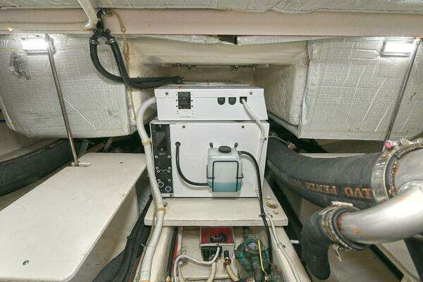 2015 Tiara Yachts 44