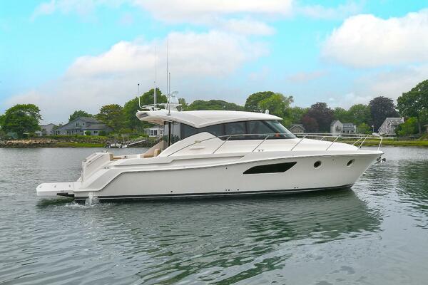 44ft Tiara Yachts Yacht For Sale