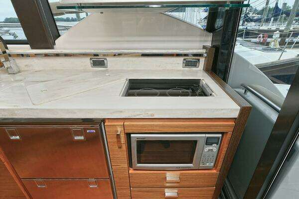 2015 Tiara Yachts 44