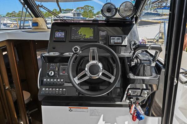 Trinity 33ft Jeanneau Yacht For Sale Trinity 33ft Jeanneau Yacht For Sale